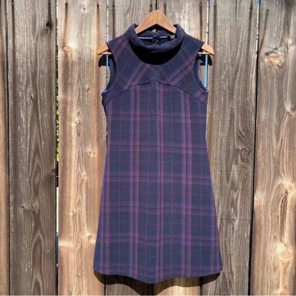 F&F Dresses & Skirts - Plaid Retro Mod Sleeveless Dress Size 6